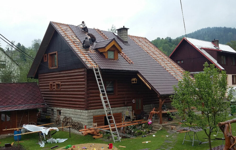 rekonštrukcia strechy na chate profistrechy